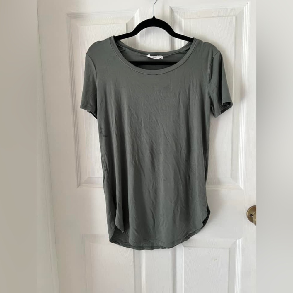 Carly Jean Los Angeles Favorite Tee